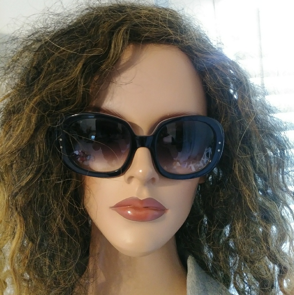 Kate Spade Gladys dark navy blue sunglasses